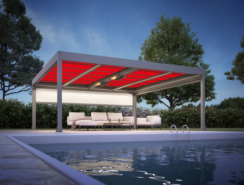 Cobertura de pátio autónoma markilux markant com cobertura de toldo vermelho e opções de iluminação e aquecedor de infravermelhos, junto a uma piscina.
