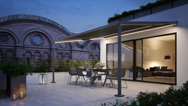 Pergola awning for small patios and balconies: markilux pergola compact