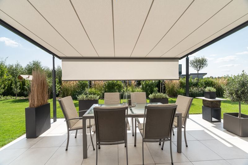 reference markilux pergola classic view under the fabric cover (beige)