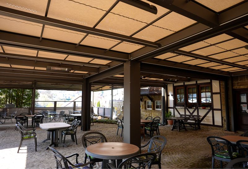 Reference image of the markilux awnings of the Kerns winery