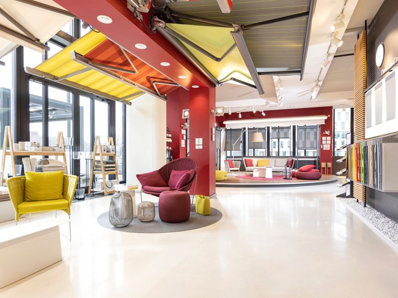 A look at the markilux showroom in Cologne reveals a diverse selection of awnings.